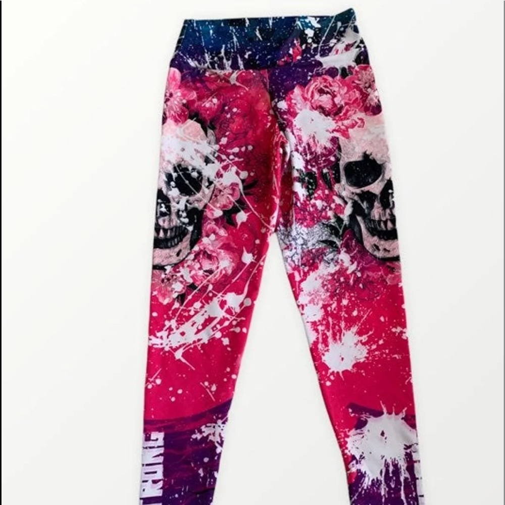 Women's small/medium skull leggings